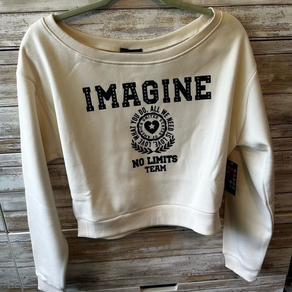 🤍 Green Goddess “Imagine” Cropped Sweatshirt Size M NWT